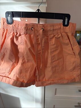 Very cute light peach sanctuary shorts size small